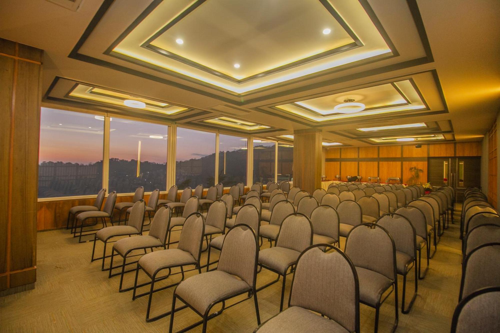 Amritara Surya, Mcleodganj, Dharamshala Hotel ภายนอก รูปภาพ