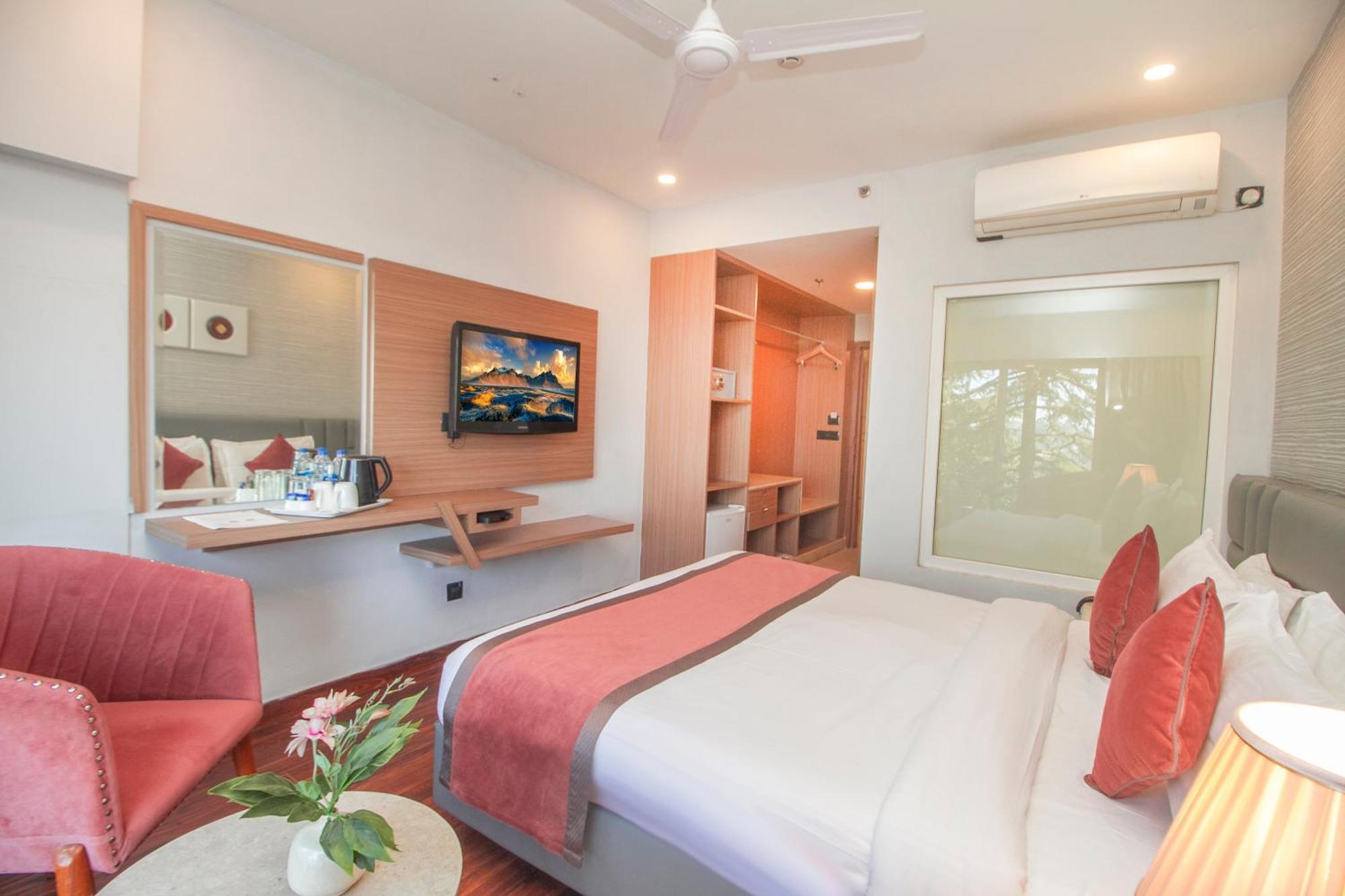 Amritara Surya, Mcleodganj, Dharamshala Hotel ภายนอก รูปภาพ